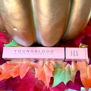 BNWB Young Blood mineral cosmetic glitter gloss